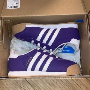 Adidas Samoa size 10c